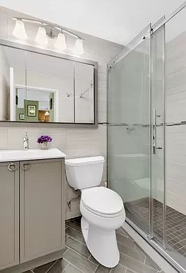 4th image of 340 E 93rd St APT 9G