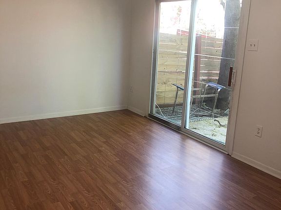5th image of 14747 Tamarack Pl