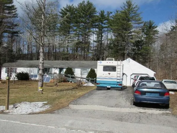 20 Woodard Rd, Gansevoort, NY 12831