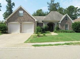 101 River Brook Dr, Brandon, MS