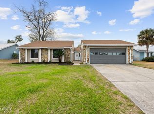 168 Derby Woods Dr, Lynn Haven, FL 32444