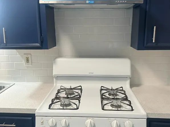 1412 Avenue C, 1412 Avenue C St #402, Bay City, TX 77414