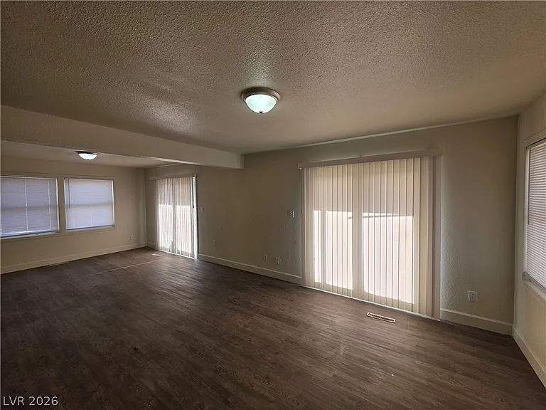 1590 Mustang Dr — Photo 60