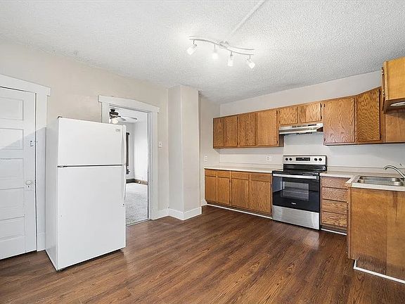 2nd image of 1723 Falls Ave