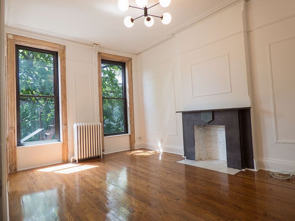 1st image of 172 Hancock St #3
