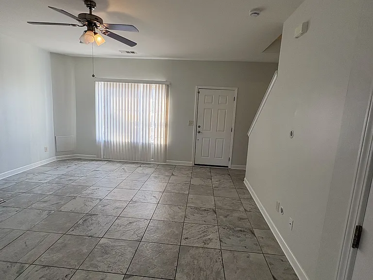 735 Tulip Grove Rd #303 — Photo 3