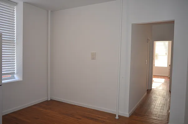 Rented by Vickers Realty | media 2