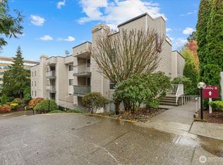 Harrison Court, Seattle, WA 98115