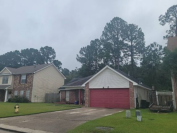 2nd image of 1402 Denmark Ct