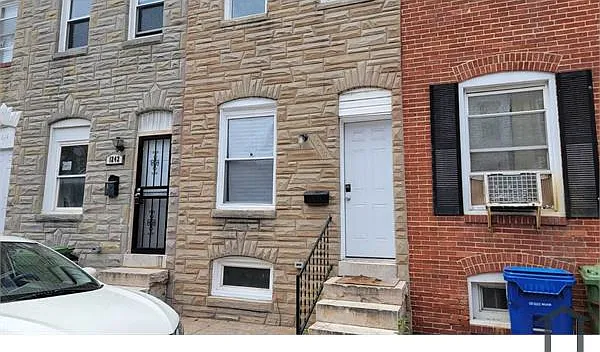 2 bed, 1800 sqft, $1,895 — Photo 2