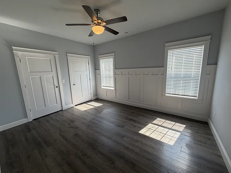358 S Main St — Photo 16