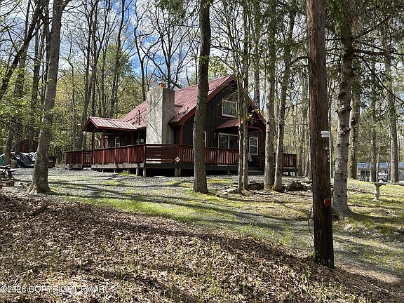 2nd image of 24 Hillary Dr