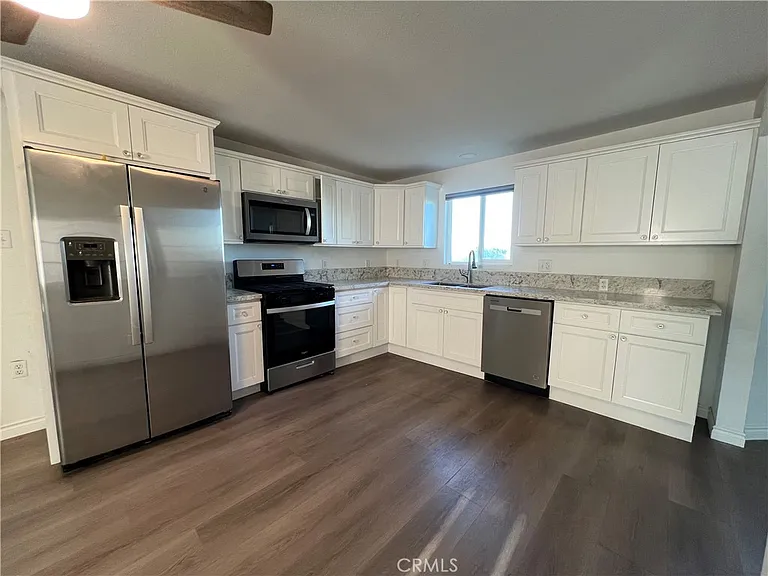 32237 Alexis Ln #B — Photo 1