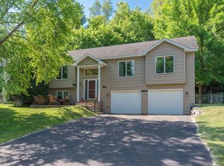 5835 Beachwood Rd, Mound, MN 55364