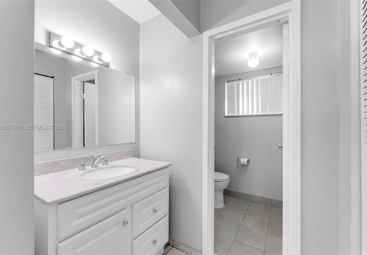 2 bed, 1135 sqft, $1,975 — Photo 4