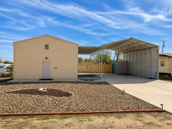 104 Overview Dr, Zapata, TX 78076