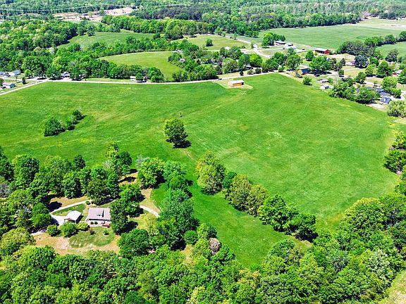 4th image of 848 Moore Hollow Rd