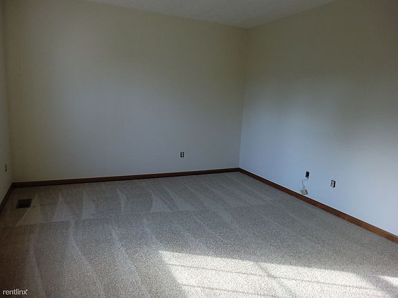 Holloway 13 Guest bedroom