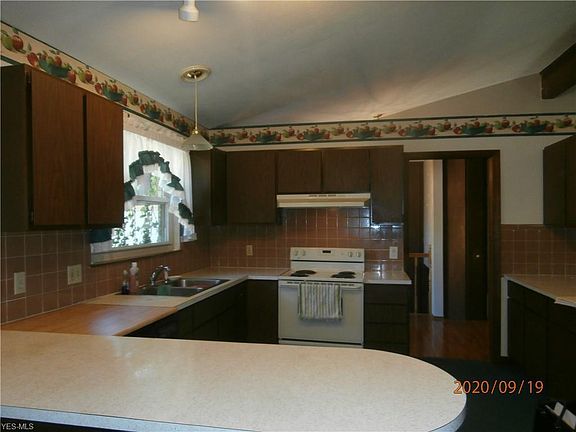 2nd image of 250 Gunarh Dr