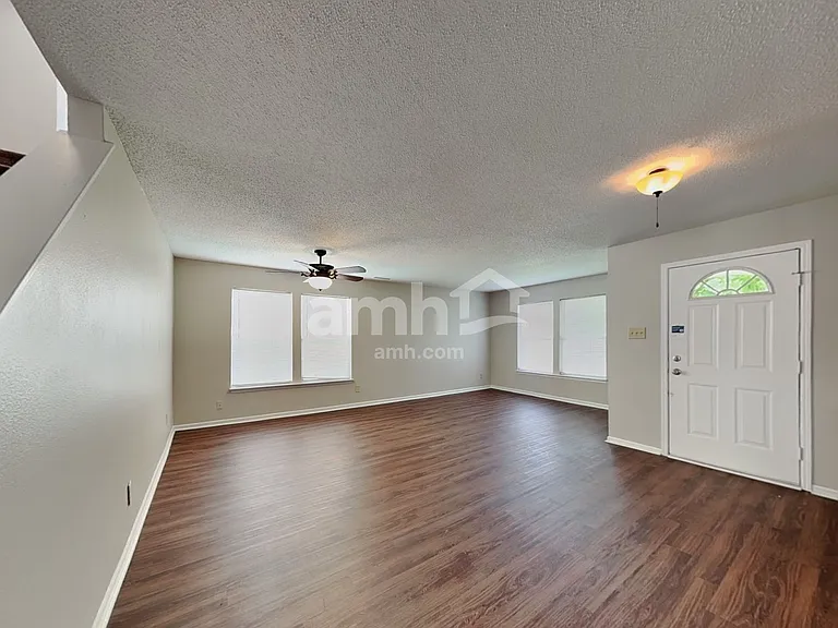 10296 Kings Gap Way — Photo 9