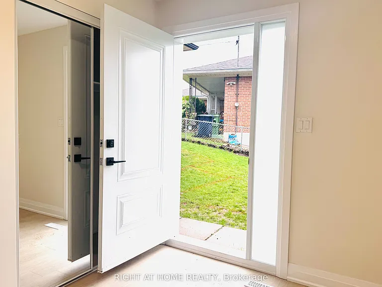 26 Goodview Rd #BASEMENT — Photo 20