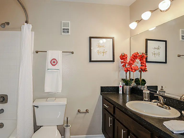 Stonebrook — Photo 22