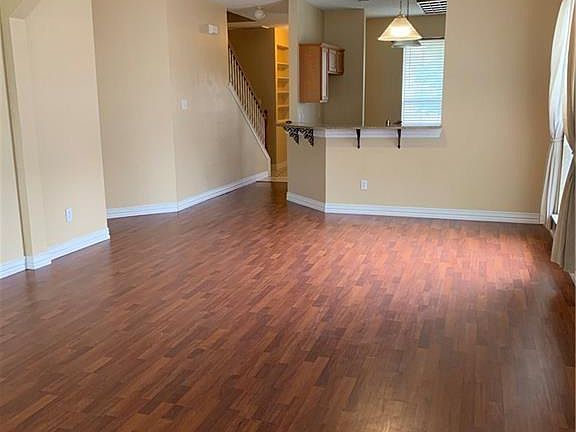 4th image of 4904 Lodgepole Ln