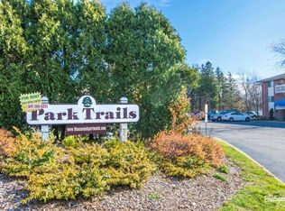 670 E Liberty St APT 208, Wauconda, IL 60084