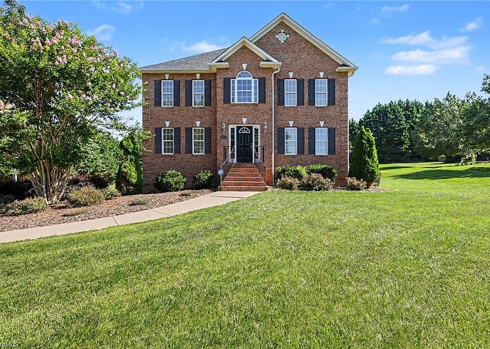 1st image of 563 Garden Valley Dr