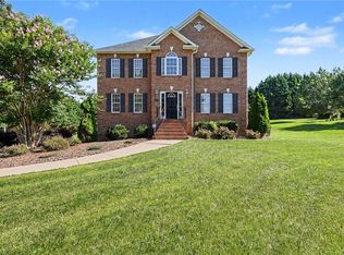 563 Garden Valley Dr, Winston Salem, NC 27107