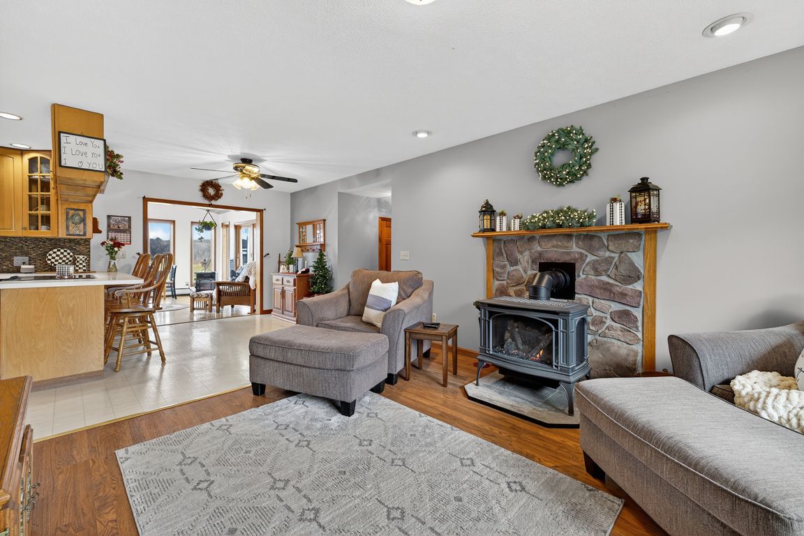 next background image