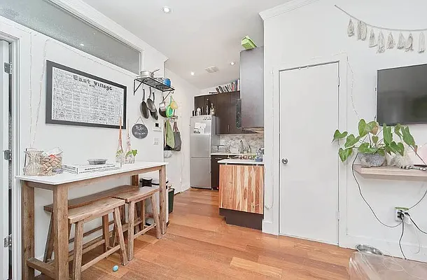 Rented by Living New York | media 23