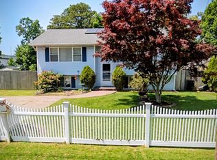 50 Eisenhower Ave, Brentwood, NY 11717