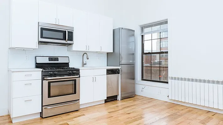 Rented by Nooklyn NYC LLC | media 33