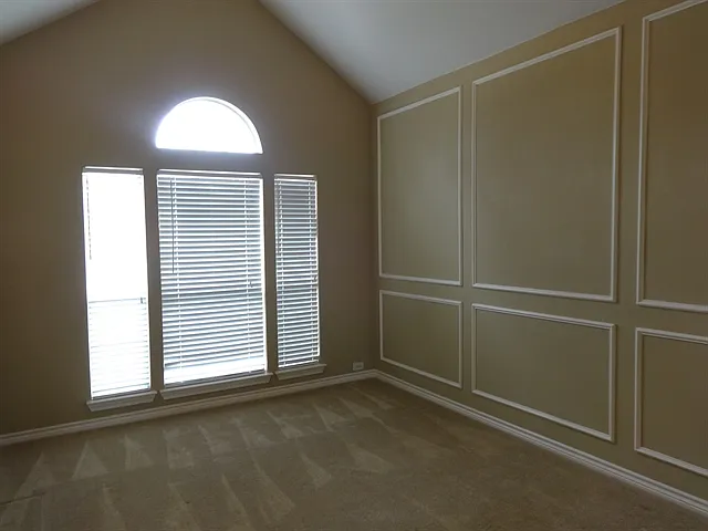 808 Warwick Ct — Photo 7