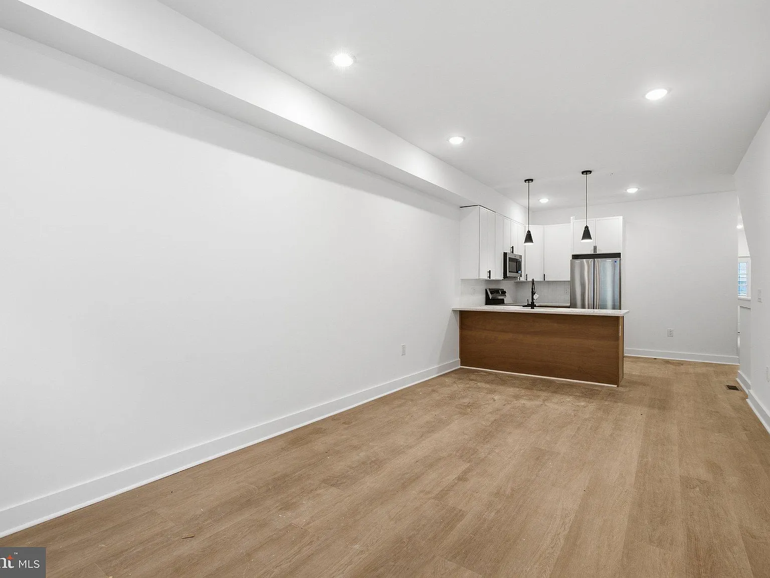 1230 W York St — Photo 3