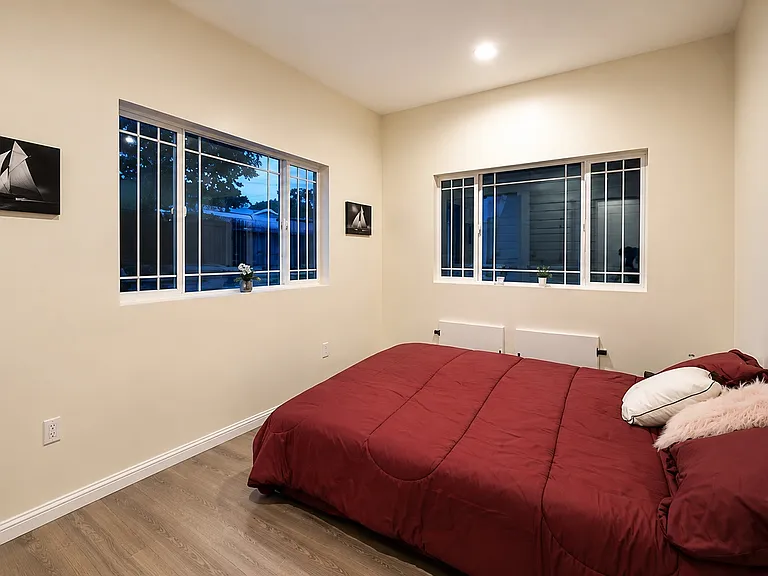 2926 S Normandie Ave #2 — Photo 3