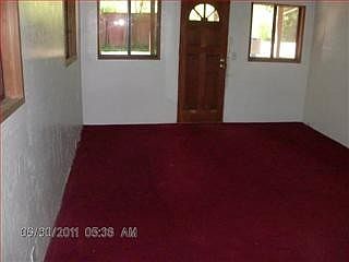 4th image of 180 Crescent Dr