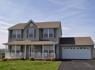 28 Longview Cir, Fishersville, VA 22939