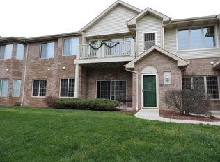 5943 Kinzie Ave, Racine, WI 53406