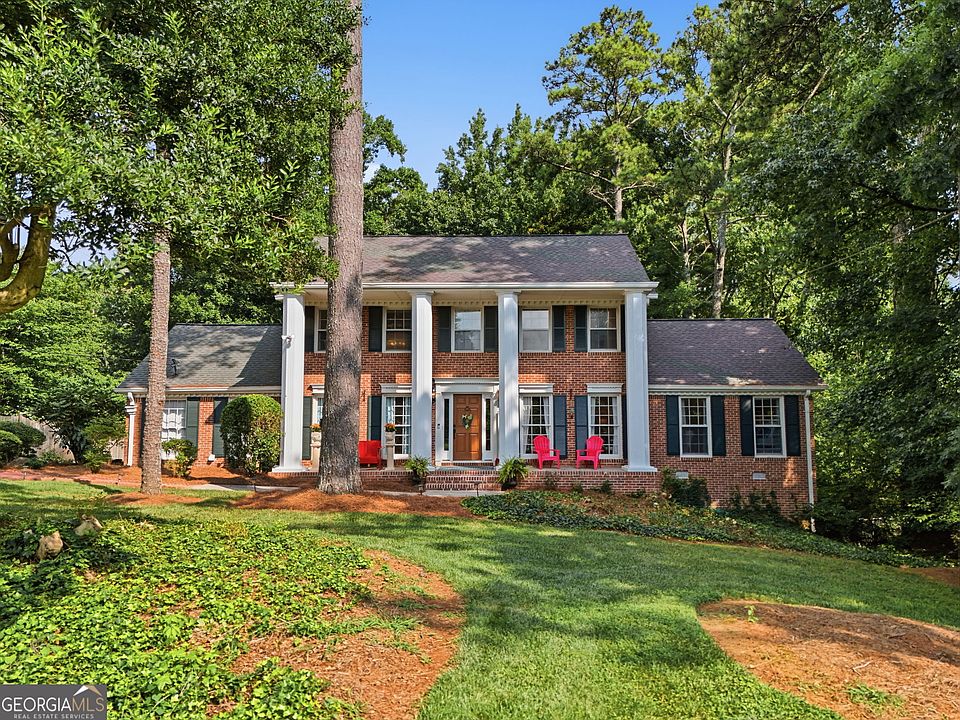 1st image of 2059 Mountain Creek Dr