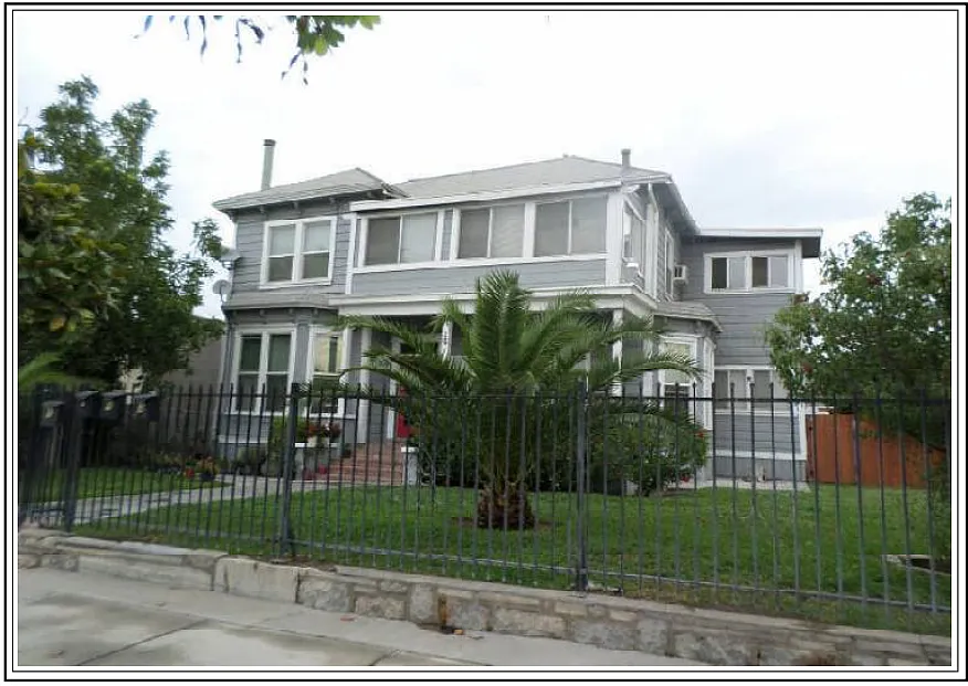 Building Photo - 129 E G St #4