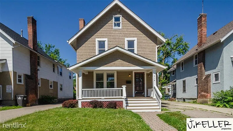 914 Sybil Street - 1 — Photo 1
