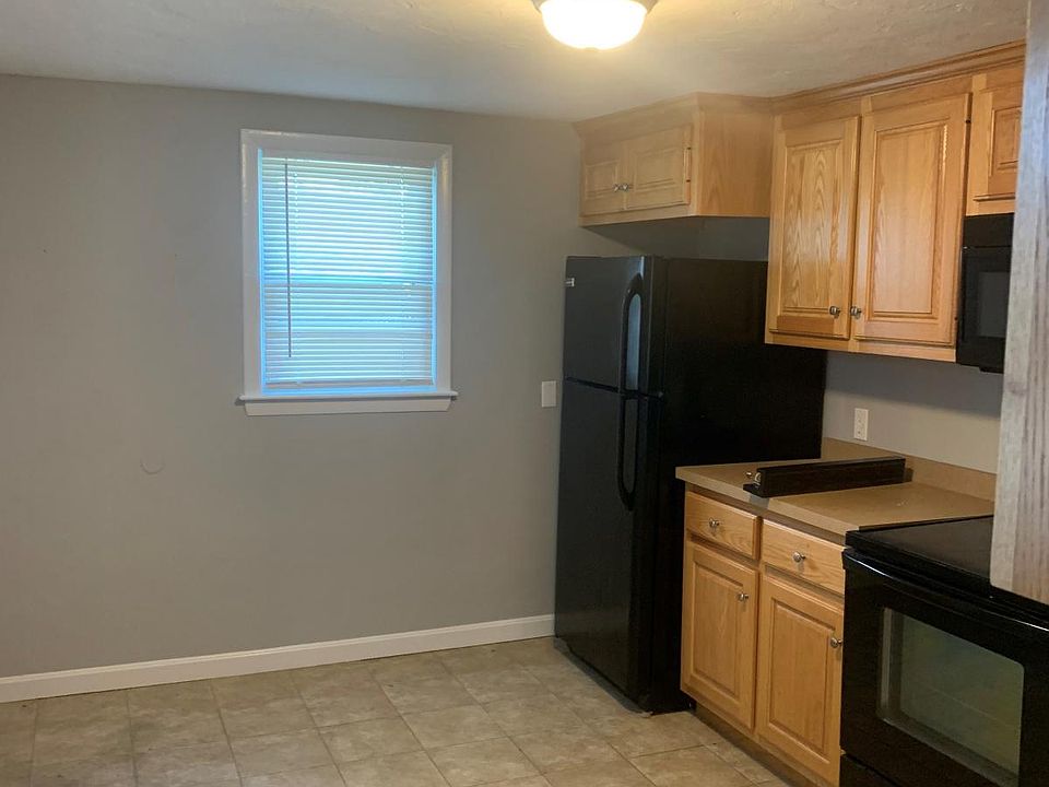 2nd image of 74 Cottage St #1