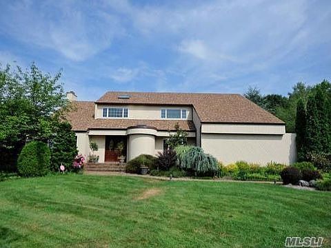 1st image of 5 Clearmeadow Ln