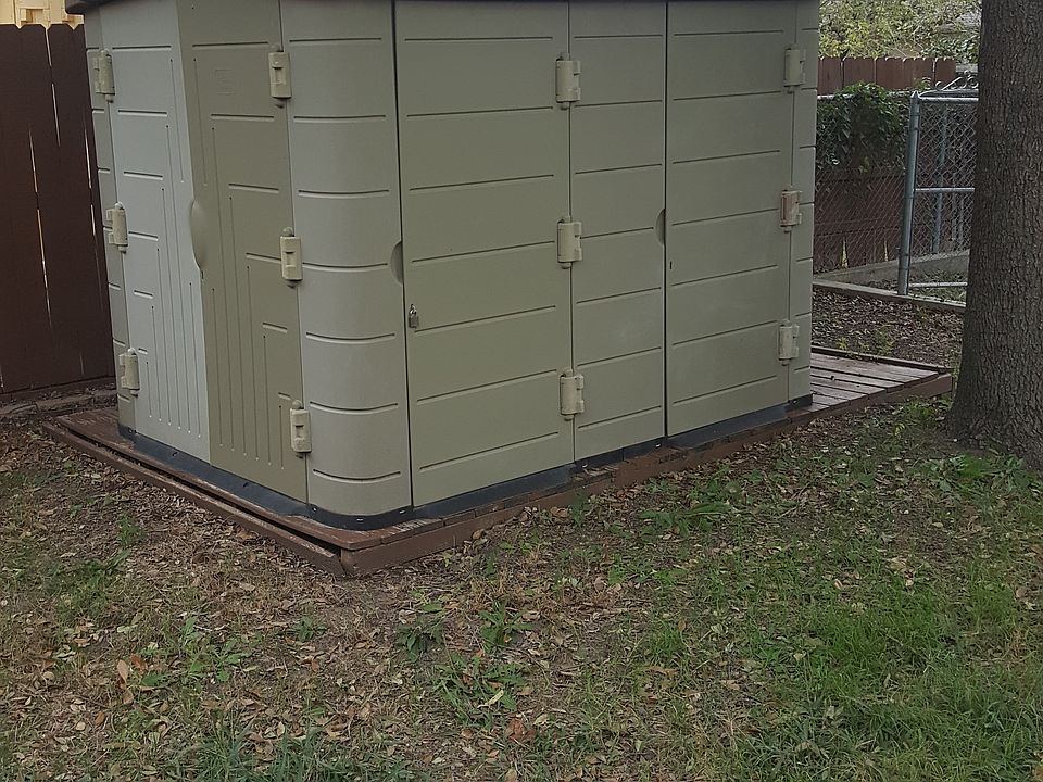 1st image of 518 Brian Dr