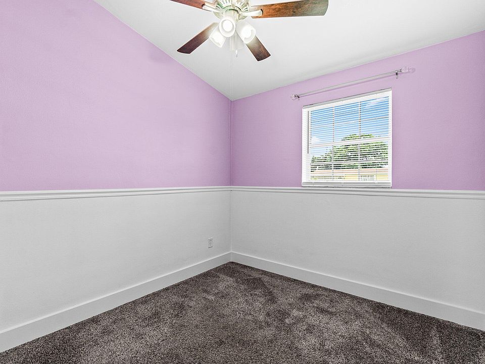 1st image of 11650 Dahlia Drive