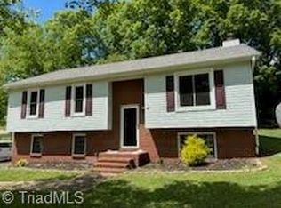 3569 Merry Ridge Rd, Tobaccoville, NC 27050