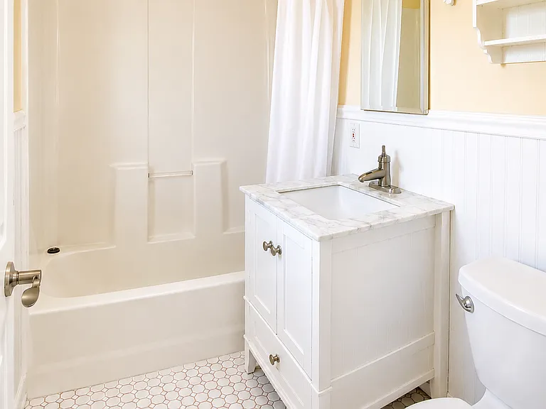 4643 Westwood Ave — Photo 2
