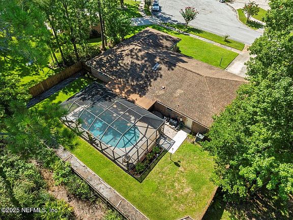 4th image of 5013 BRIERWOOD Court